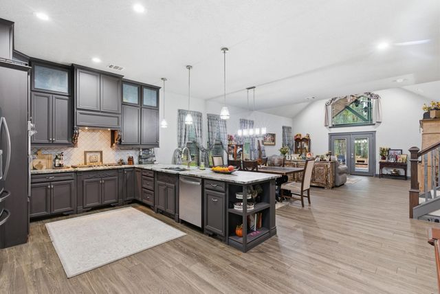 1480 Traylor Road, Conroe, TX 77304