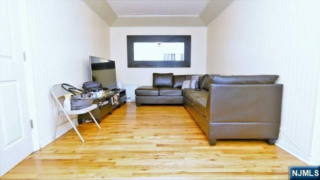 402 N 3rd Street, Harrison, NJ 07029