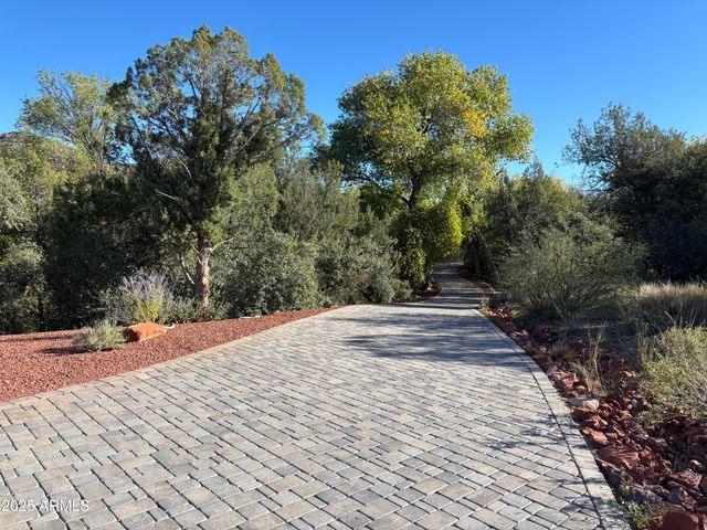 25 RAVENS CALL Place, Sedona, AZ 86336