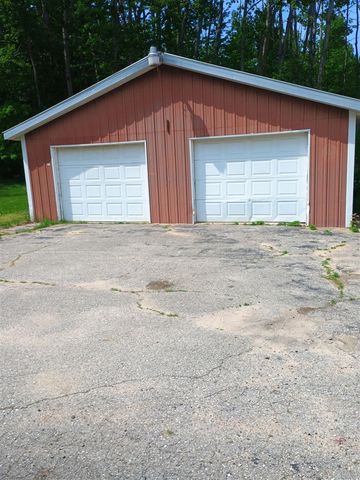 1920 Indian Lake Road, Remus, MI 49340