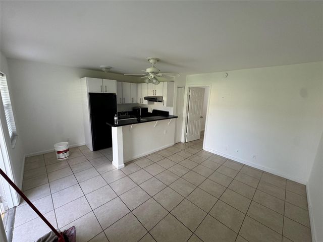 5156 NE 6th Ave 206, Oakland Park, FL 33334