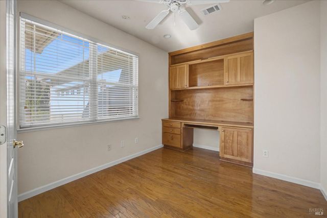 5862 Cabernet Dr, Vallejo, CA 94591