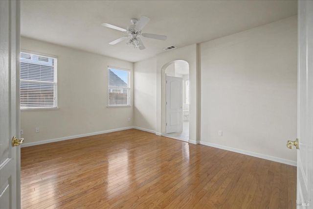 5862 Cabernet Dr, Vallejo, CA 94591