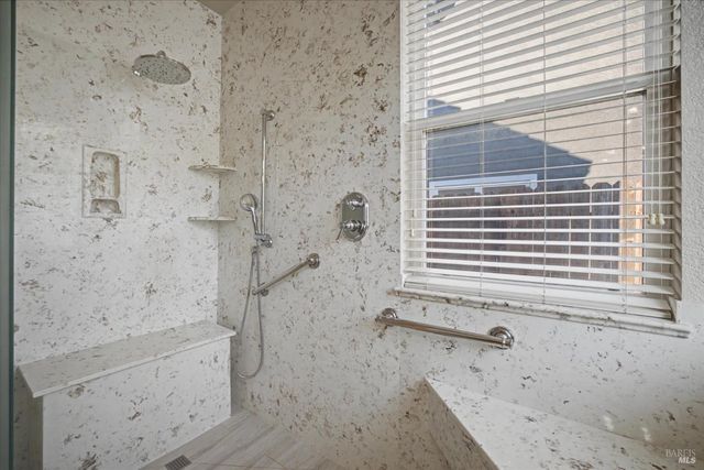 5862 Cabernet Dr, Vallejo, CA 94591