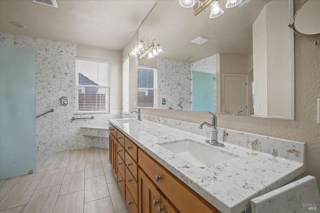 5862 Cabernet Dr, Vallejo, CA 94591