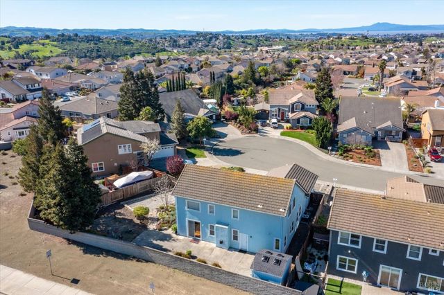 5862 Cabernet Dr, Vallejo, CA 94591