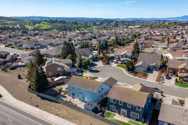 5862 Cabernet Dr, Vallejo, CA 94591