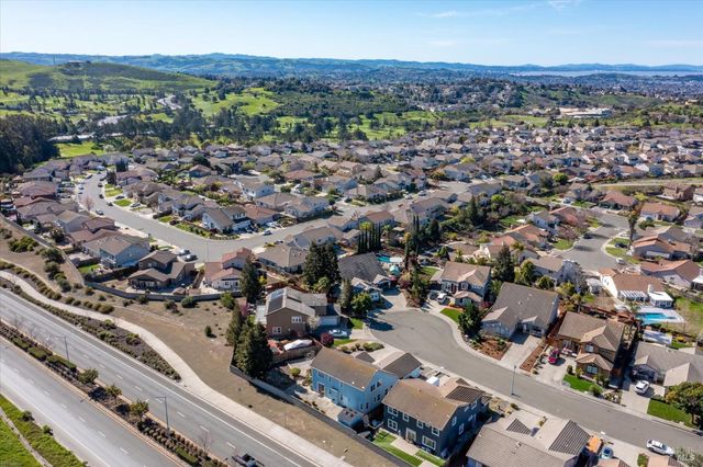 5862 Cabernet Dr, Vallejo, CA 94591