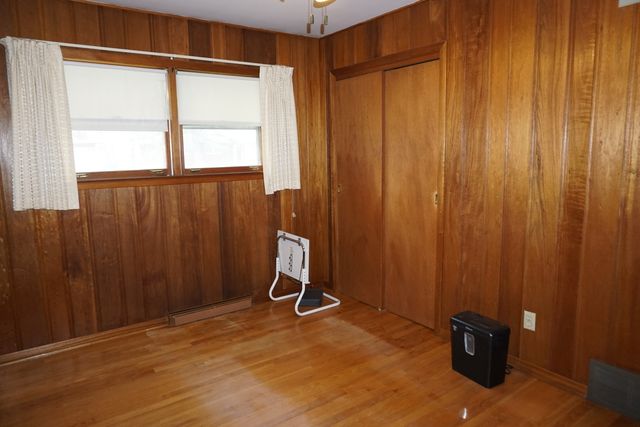 5401 Carolina Street, Merrillville, IN 46410