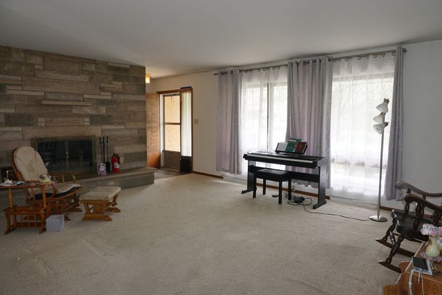 5401 Carolina Street, Merrillville, IN 46410