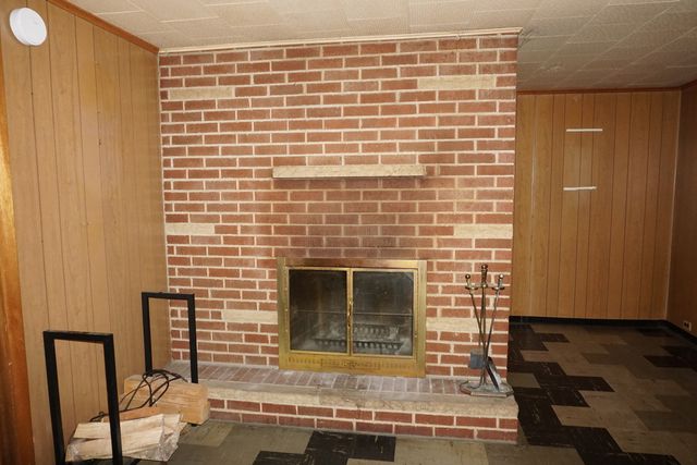 5401 Carolina Street, Merrillville, IN 46410