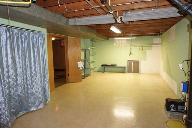 5401 Carolina Street, Merrillville, IN 46410