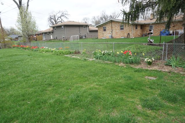 5401 Carolina Street, Merrillville, IN 46410
