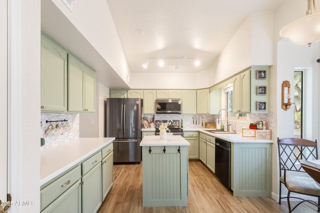 4931 LOMA Loop, Sierra Vista, AZ 85635