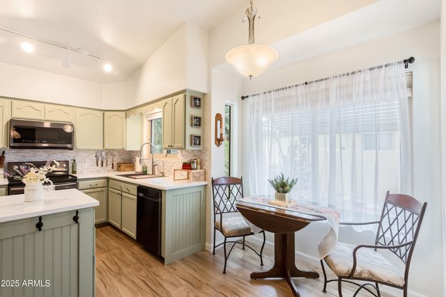 4931 LOMA Loop, Sierra Vista, AZ 85635