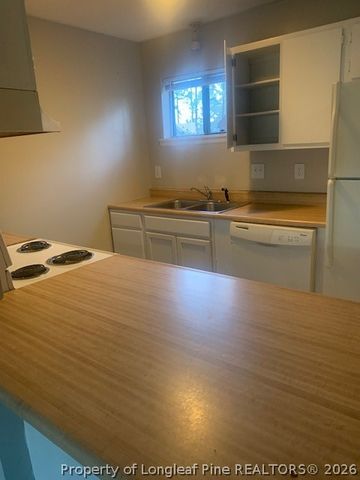 803 Applewood Lane, Fayetteville, NC 28303