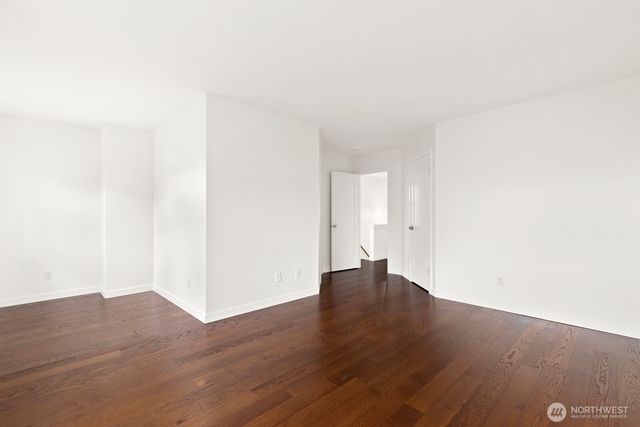 2428 NE 13th Street, Renton, WA 98056