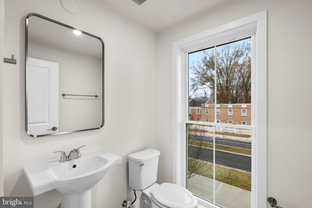 9715 GRANT AVE, Manassas, VA 20110