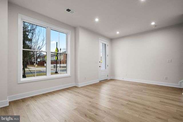 9715 GRANT AVE, Manassas, VA 20110