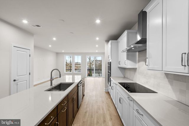 9715 GRANT AVE, Manassas, VA 20110