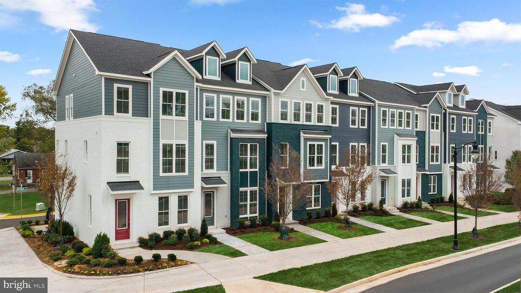 9715 GRANT AVE, Manassas, VA 20110