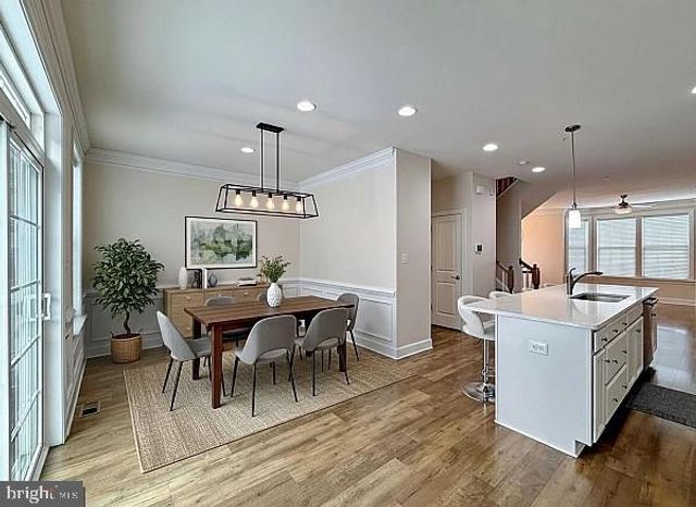 2801 GOLDEN GATE CT, Waldorf, MD 20601