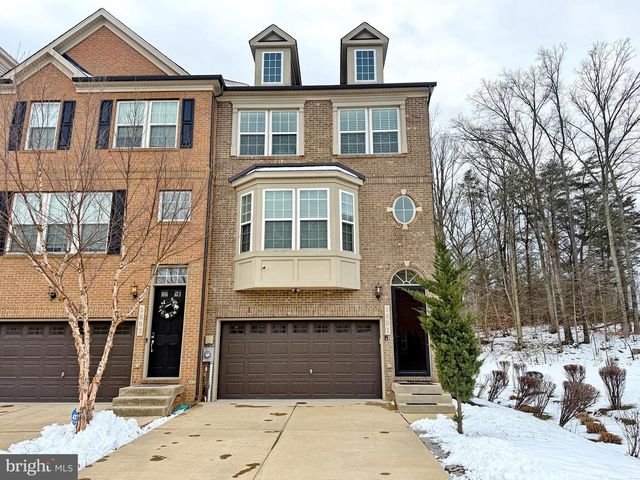 2801 GOLDEN GATE CT, Waldorf, MD 20601