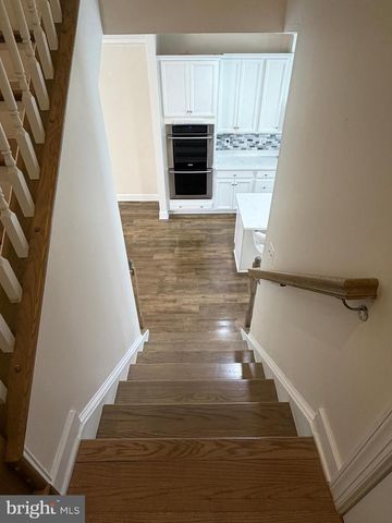 2801 GOLDEN GATE CT, Waldorf, MD 20601