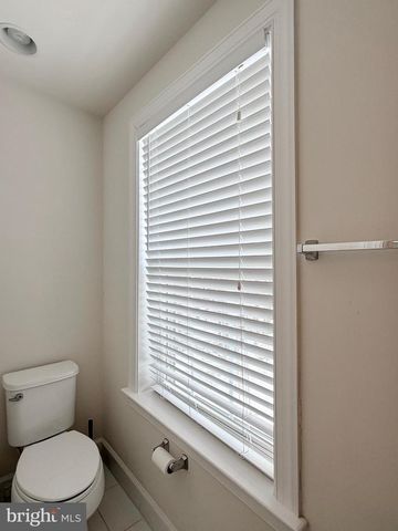 2801 GOLDEN GATE CT, Waldorf, MD 20601