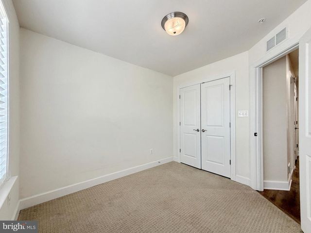 2801 GOLDEN GATE CT, Waldorf, MD 20601