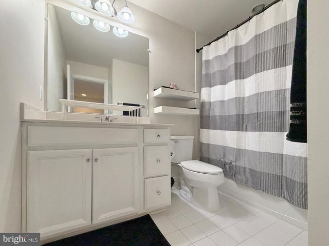 2801 GOLDEN GATE CT, Waldorf, MD 20601