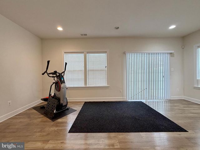 2801 GOLDEN GATE CT, Waldorf, MD 20601