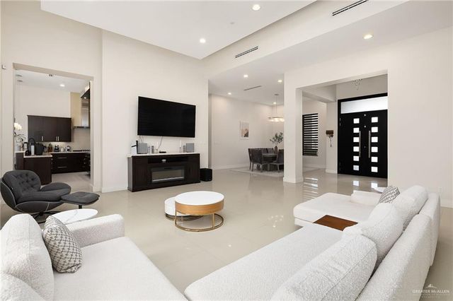 4401 S L Street, Mcallen, TX 78503