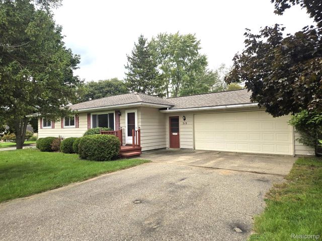 319 Sherman Court, Ortonville Village, MI 48462