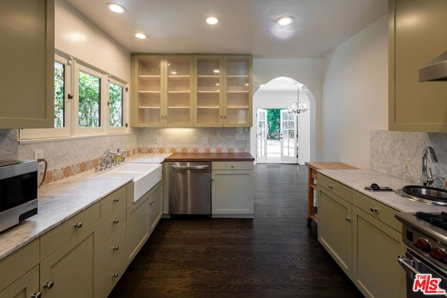 231 23rd Street, Santa Monica, CA 90402