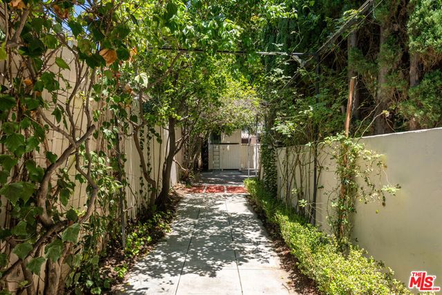 231 23rd Street, Santa Monica, CA 90402