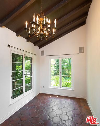 231 23rd Street, Santa Monica, CA 90402