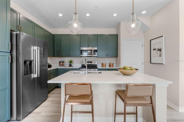 616 EMERALD GROVE DRIVE, Apopka, FL 32703