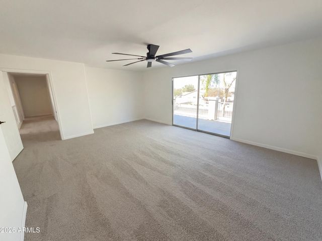 12826 W MULBERRY Drive, Avondale, AZ 85392