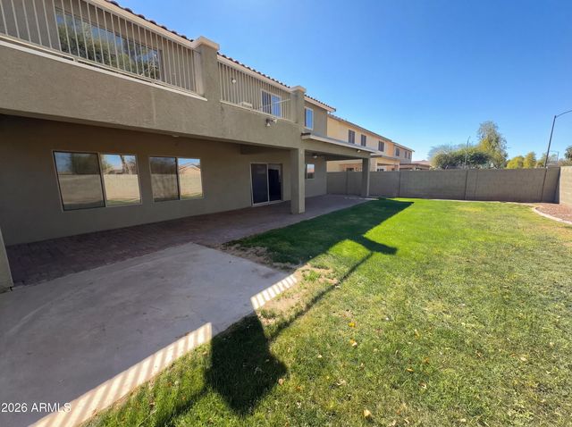 12826 W MULBERRY Drive, Avondale, AZ 85392