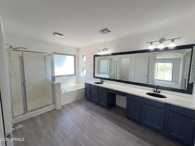 12826 W MULBERRY Drive, Avondale, AZ 85392