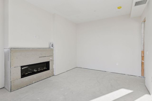 3041 Holmes Avenue S 402, Minneapolis, MN 55408