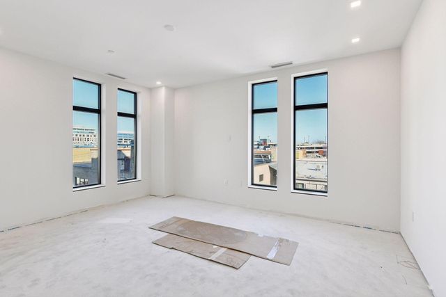 3041 Holmes Avenue S 402, Minneapolis, MN 55408