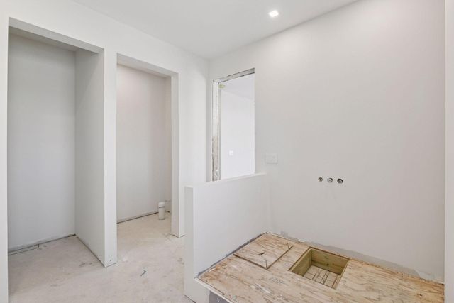 3041 Holmes Avenue S 402, Minneapolis, MN 55408