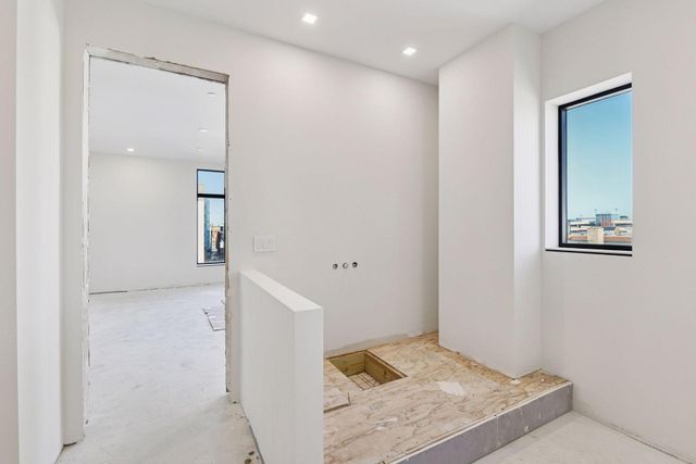 3041 Holmes Avenue S 402, Minneapolis, MN 55408