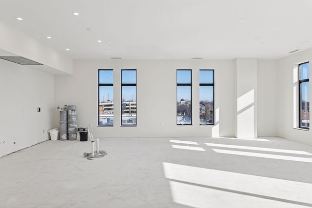 3041 Holmes Avenue S 402, Minneapolis, MN 55408