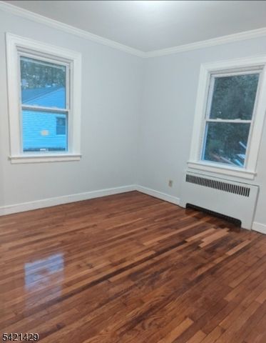 77 Ross St, East Orange City, NJ 07018