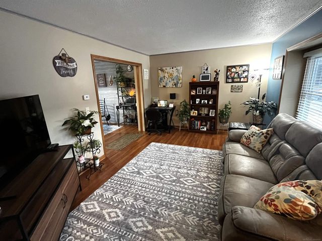 13273 Lake Point Boulevard, Van Buren Twp, MI 48111