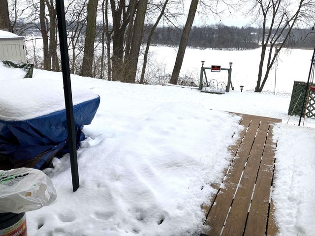 13273 Lake Point Boulevard, Van Buren Twp, MI 48111