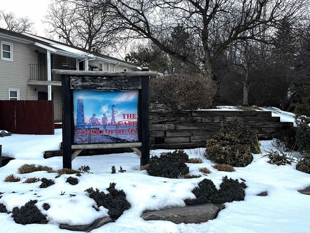 13273 Lake Point Boulevard, Van Buren Twp, MI 48111